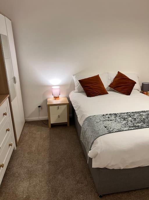 2 Bed Solihull Near Nec Airport, Jlr, Resort Wrld Exterior foto