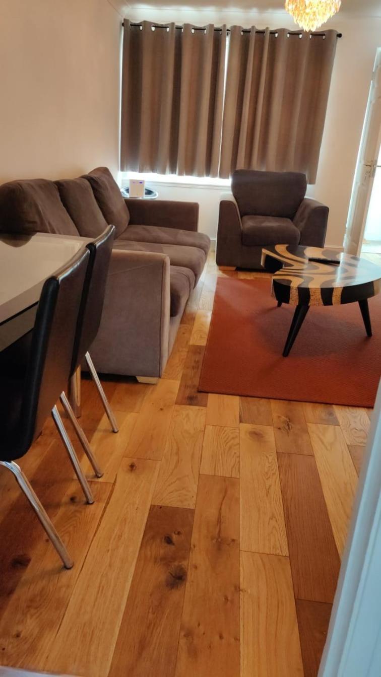 2 Bed Solihull Near Nec Airport, Jlr, Resort Wrld Exterior foto
